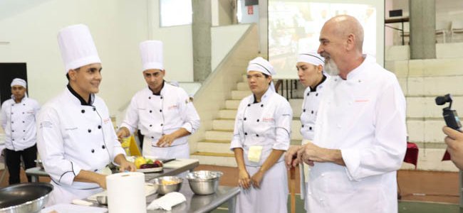 COMPETENCIA GASTRONoMICA ESTUDIANTIL TALENTO Y CREATIVIDAD EN LA COCINA (7)